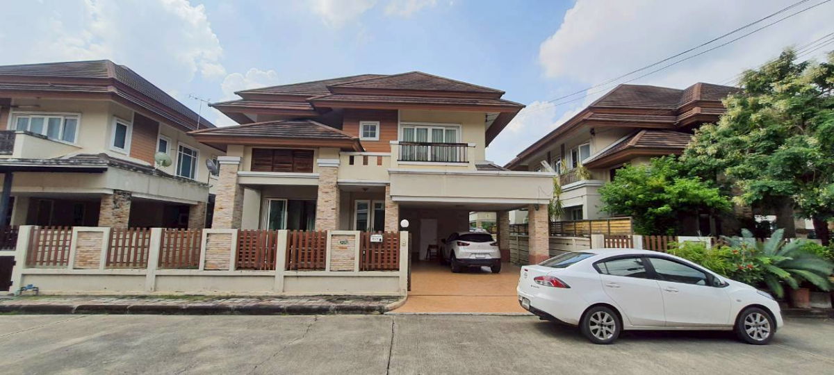 รูป ขายด่วน! บ้านเดี่ยว หมู่บ้าน เศรณีรายา 1 (Serranee Raya 1)  เพียง 6,990,000 บาท บ้านเดี่ยว 2 ชั้น 3 ห้องนอน 3 ห้องน้ำ 1 ห้องครัว จอดรถในบ้านได้ 2 คัน - รูปที่ 38/41