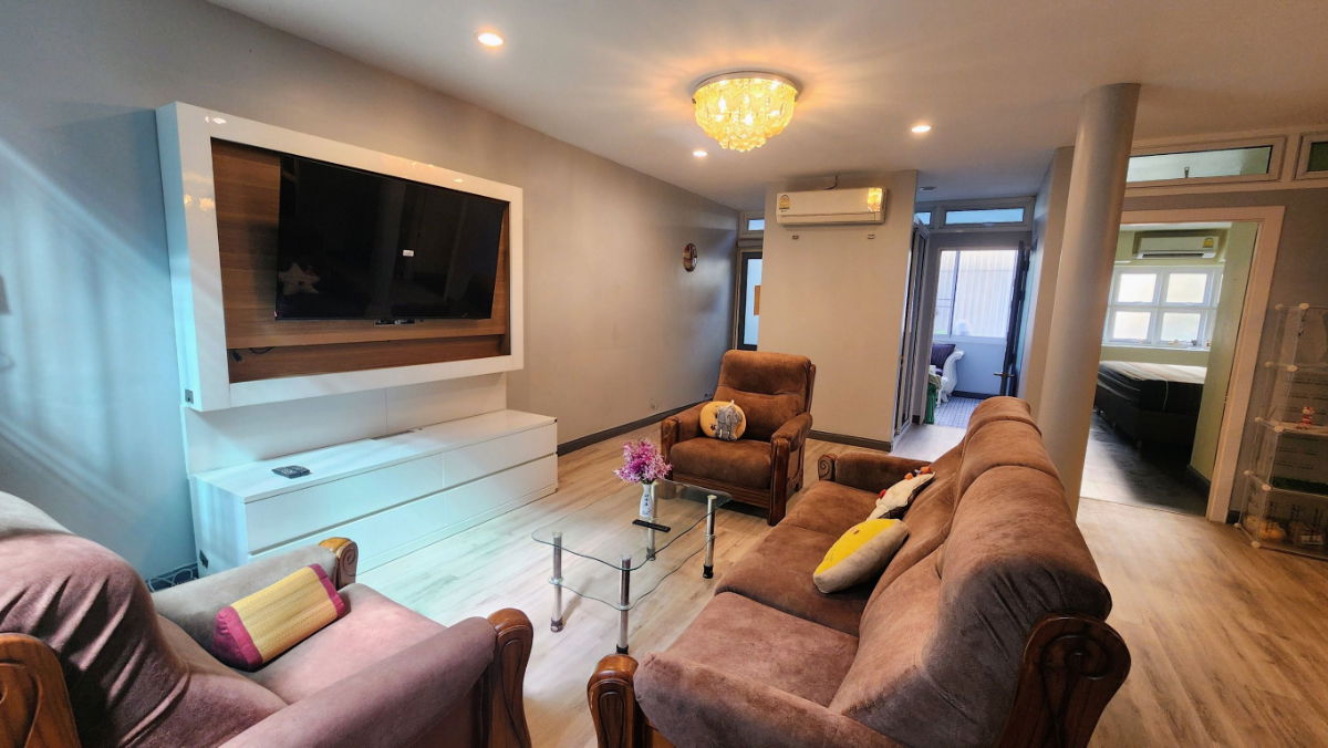 รูป ขายตึกแถวรีโนเวทใหม่ 4 ชั้นครึ่ง 2 คูหา เซนต์หลุยส์ 3 สาทร จันทน์ 18/7 แยก 17 - รูปที่ 6/17