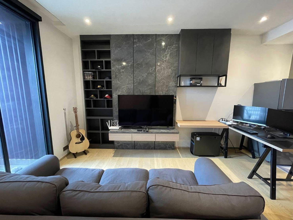 picture Ashton Asoke - Rama                  9  - 5/11