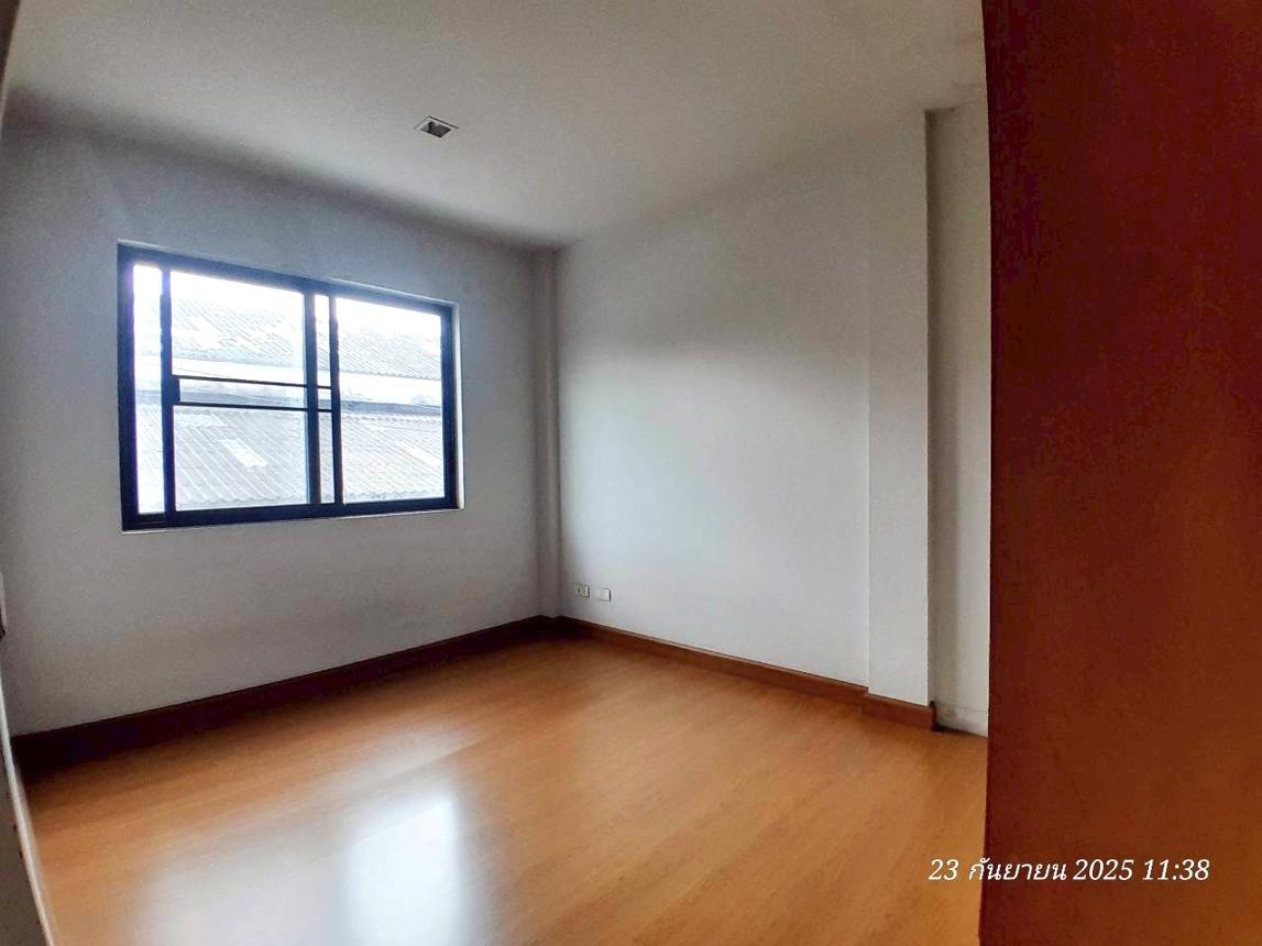 รูป ทาวน์เฮ้าส์ สำหรับขาย แกรนด์ ไอ ดีไซน์ วิภาวดี สีกัน เขตดอนเมือง กรุงเทพมหานคร - รูปที่ 21/32