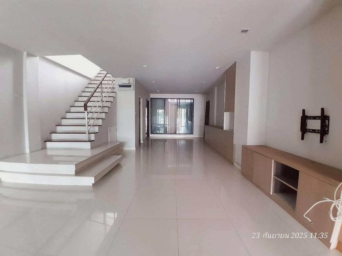 รูป ทาวน์เฮ้าส์ สำหรับขาย แกรนด์ ไอ ดีไซน์ วิภาวดี สีกัน เขตดอนเมือง กรุงเทพมหานคร - รูปที่ 17/32