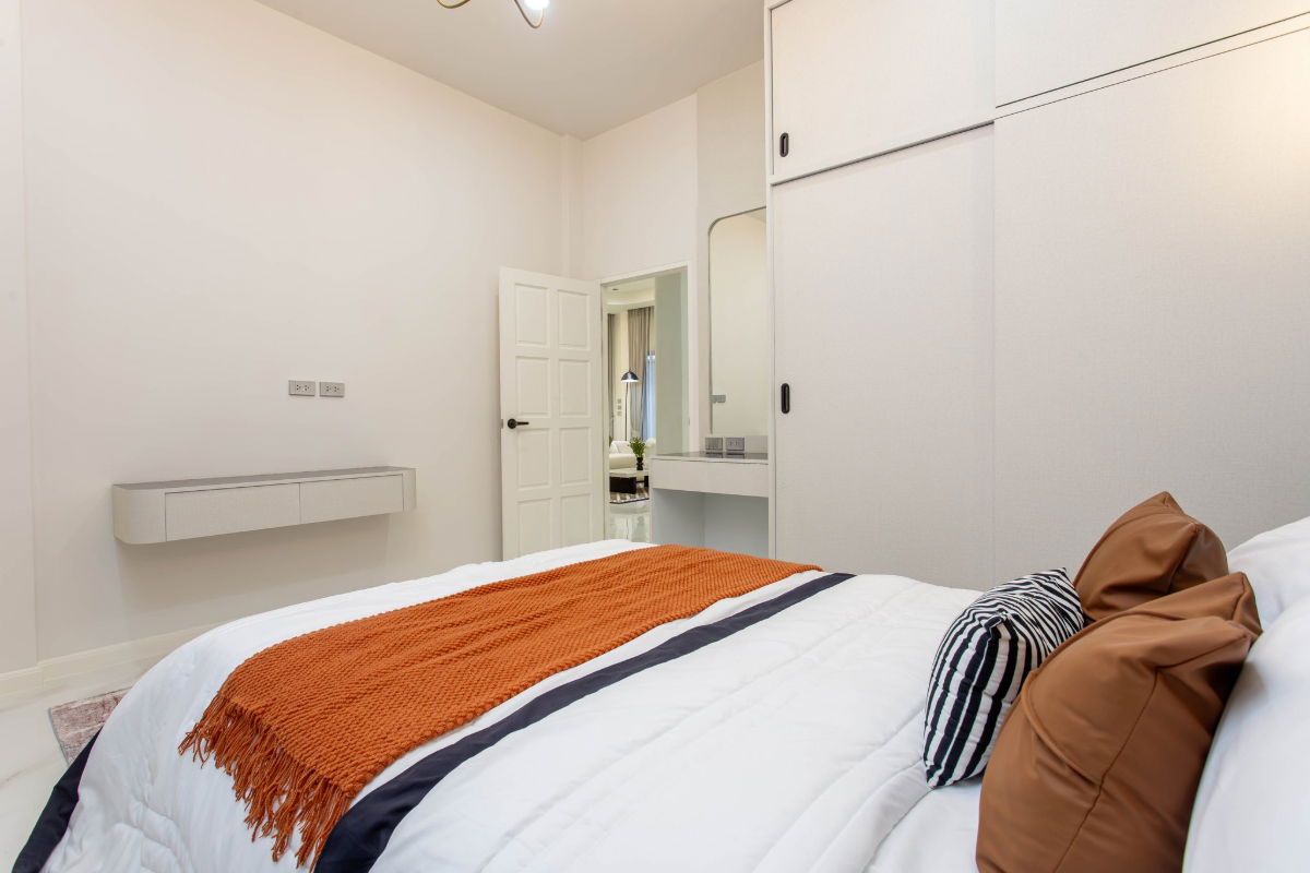 รูป ขายบ้านเดี่ยวชั้นเดียว ใกล้ทะเลจอมเทียน พร้อมเฟอร์นิเจอร์ พร้อมเข้าอยู่ ราคาเพียง 5.49 ล้านบาท! - รูปที่ 12/30