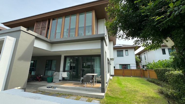 4-bed house for rent, 250 sqm, 20 sq wah, Burasiri Pattanakarn