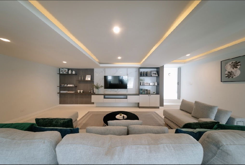 picture Luxury Pool Villa for Sale – North Pattaya (Sea Side) - 6/24