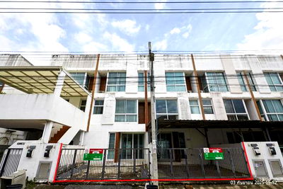 TOWN_HOUSE for sale  Khlong Sam Prawet Lat Krabang Bangkok