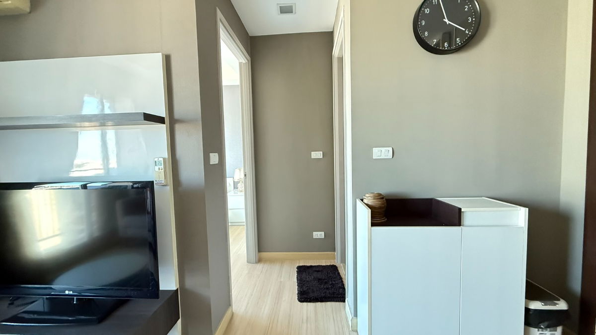 รูป **ให้เช่าด่วน! พร้อมเข้าอยู่ — คอนโด ทรู ทองหล่อ  ชั้น 22 | 31 ตร.ม. | 1 นอน 1 น้ำ |  ใกล้โรงพยาบาลกรุงเทพ ใกล้ Bts สถานีทองหล่อ ติดถนนทองหล่อ - รูปที่ 10/11