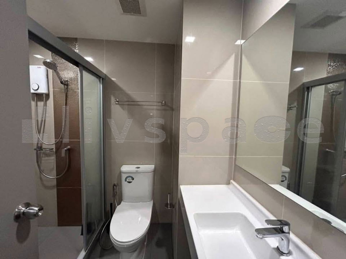 รูป ▚ LE202ツ สำหรับเช่า Ideo Sathorn-Wongwian Yai Studio 28 ตร.ม.! 💎 ห้องมุม วิวโล่ง ใกล้ BTS วงเวียนใหญ่เพียง 170 ม. ราคา 16,000! - รูปที่ 9/10