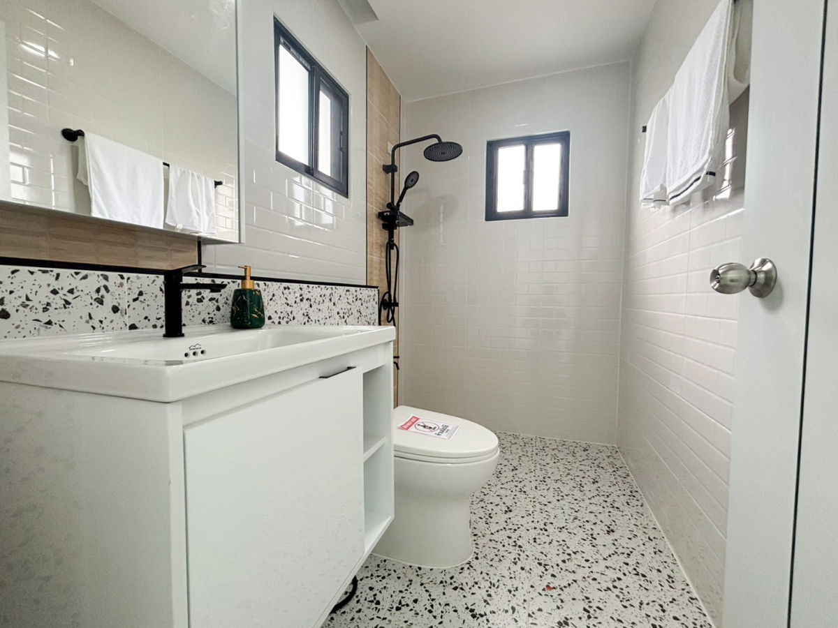 รูป คุ้มที่สุดในโซน! บ้านเดี่ยวภัสสร 3 รีโนเวทใหม่ 4 ห้องนอน พื้นที่เยอะ 52 ตร.ว.  เพียง 3.89 ล้าน! - รูปที่ 28/32