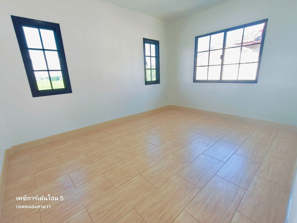 รูป บ้านเดี่ยว เนื้อที่ 73.3 ตรว. 5 ห้องนอน ทำเล มีนบุรี คลองสามวา เคซีการ์เด้นโฮม 5  นัดชมบ้าน 085-318-6868 คุณวา - รูปที่ 25/30