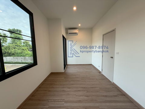 For Rent -Townhome Unio Town Srinakarin-Bangna 2 Bed 2 Bath 20000 Baht Near MRT Yellow Line and Mega Bangna