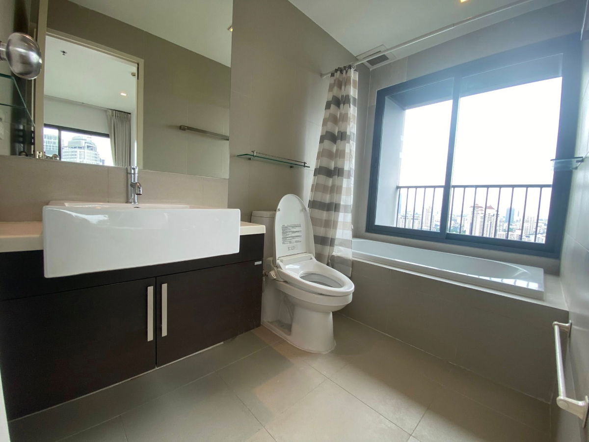 picture @Condorental condo for rent Noble Remix - 12/13