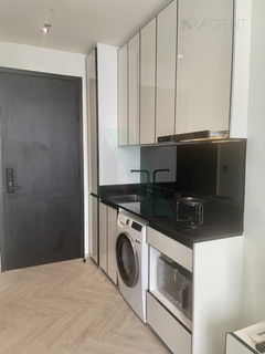 รูปภาพ 🔺 For rent, Chapter Charoennakorn-Riverside STUDIO, Floor 31, Building B, near BTS Krung Thon Buri.