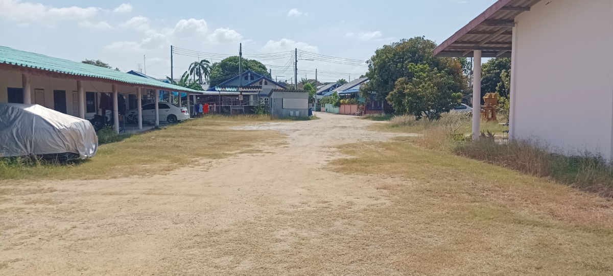 รูป ขายห้องเช่า2แถว18ห้องใกล้ทะเล. - รูปที่ 7/12