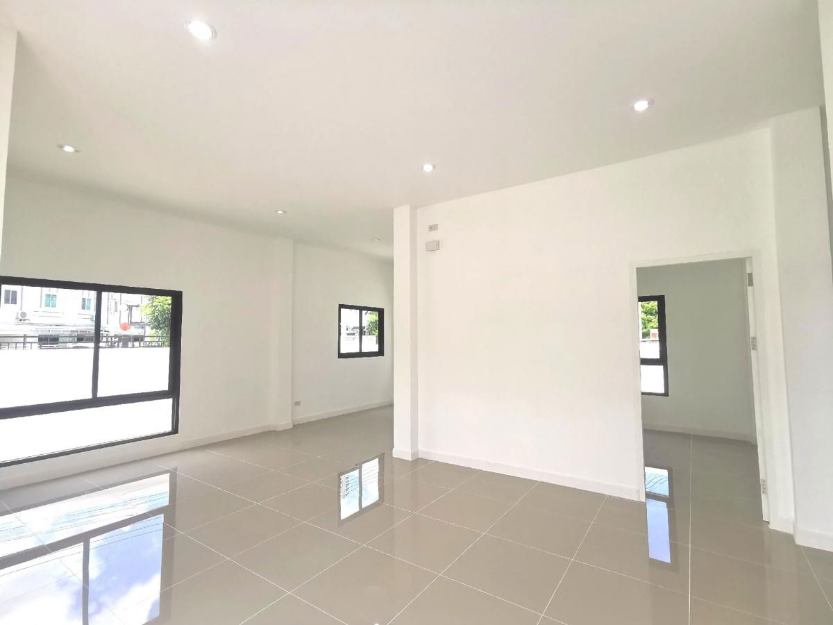 รูป 🏡 ขายบ้านสร้างใหม่ ทำเลดี "คีรี ห้วยกะปิ - บางแสน" 🌿 - รูปที่ 9/10