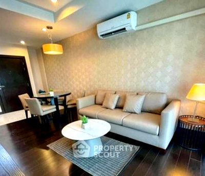 Condos for rent : 2-BR Condo at Sathorn Gardens near MRT Si Lom (ID 2448967)