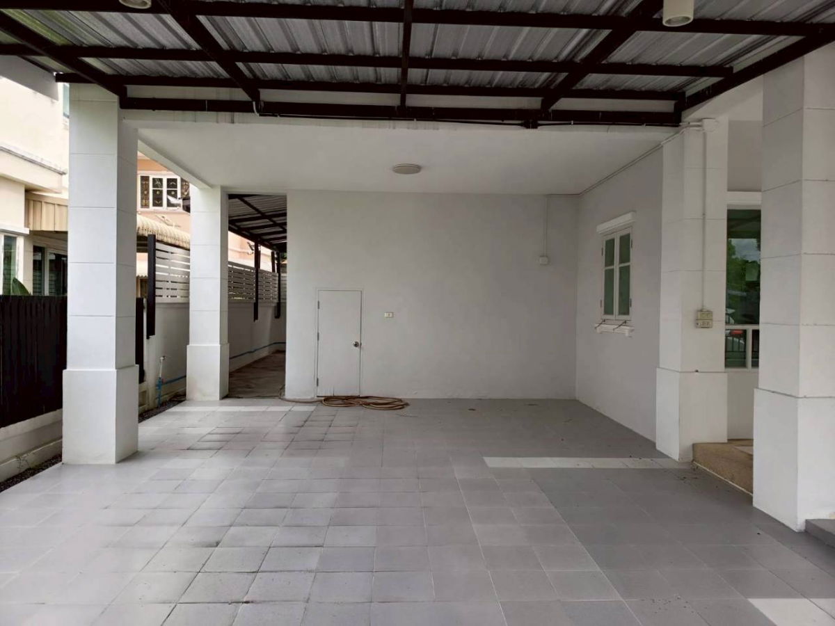 รูป ขายบ้านเดี่ยว 2 ชั้น หลังมุม หมู่บ้านปิยวรารมย์ 4 สภาพสวยใหม่ ไม่เคยมีคนอยู่ บรรยากาศเงียบสงบ ร่มรื่น - รูปที่ 4/15