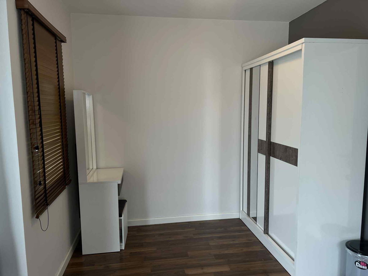 รูป ให้เช่าบ้านเดี่ยว Inizio สันกำแพงสายใหม่ | แต่งครบ Built-in ทั้งหลัง ฟรี! แม่บ้าน+คนสวน+เน็ต - รูปที่ 10/20