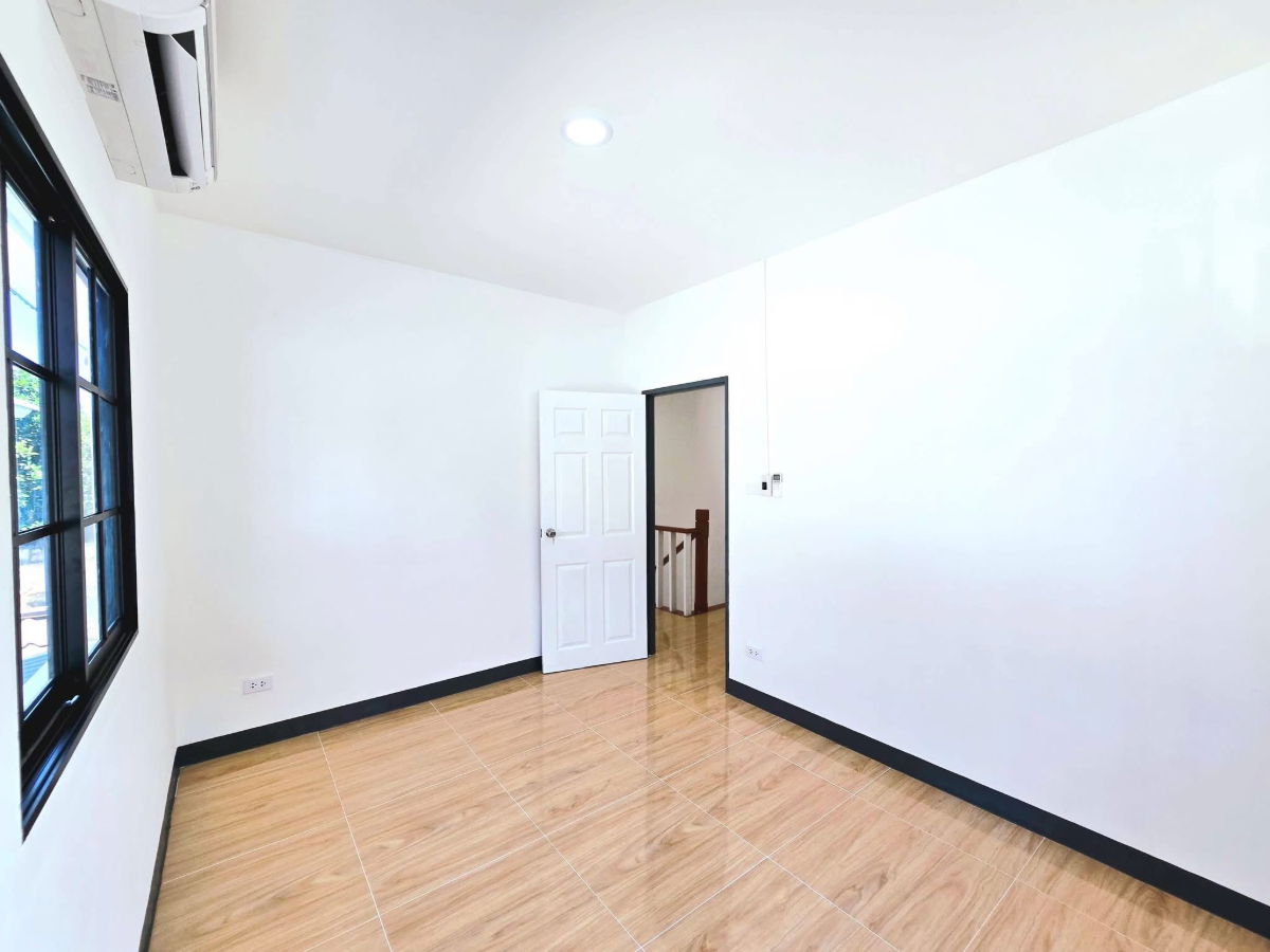 รูป 🏡 ขายบ้านเดี่ยว 2 ชั้น รีโนเวทใหม่   📍 🦁 ใกล้ ซาฟารีเวิลด์   ✨ พร้อมเข้าอยู่ ทำเลดี เดินทางสะดวก - รูปที่ 11/16