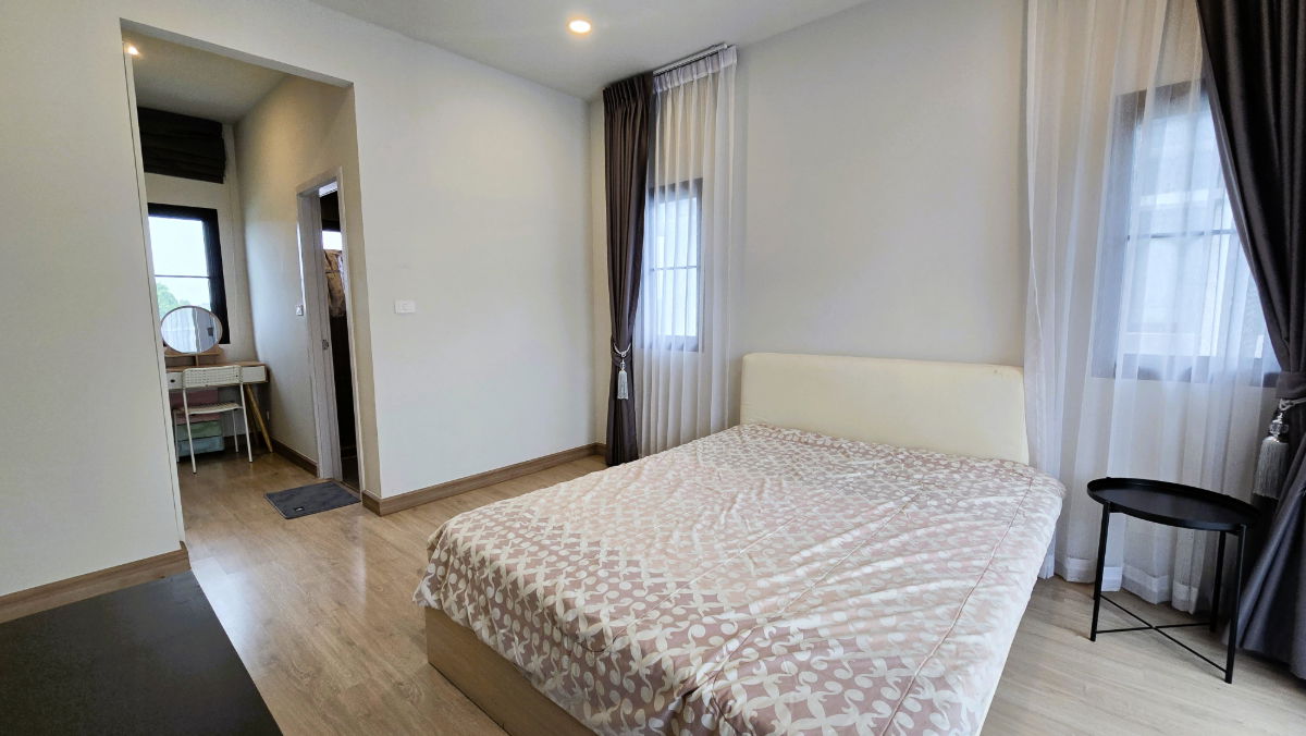 รูป ปล่อยเช่า!! บ้านสไตล์อังกฤษเรียบหรู พร้อมสังคมคุณภาพ โครงการ บริทาเนีย บางนา-สุวรรณภูมิ กม.26 หมู่บ้านหรู แต่งครบ ตอบโจทย์ทุกไลฟ์สไตล์ - รูปที่ 11/20