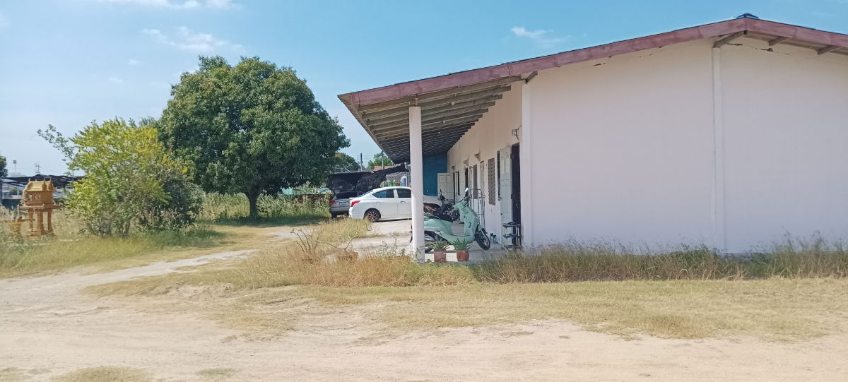 รูป ขายห้องเช่า2แถว18ห้องใกล้ทะเล. - รูปที่ 10/12