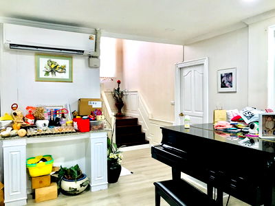 Houses for sale Mahidol University Salaya : For sale Ladawan Pinklao Borommaratchachonnani, 185 sq wah, Beautiful house