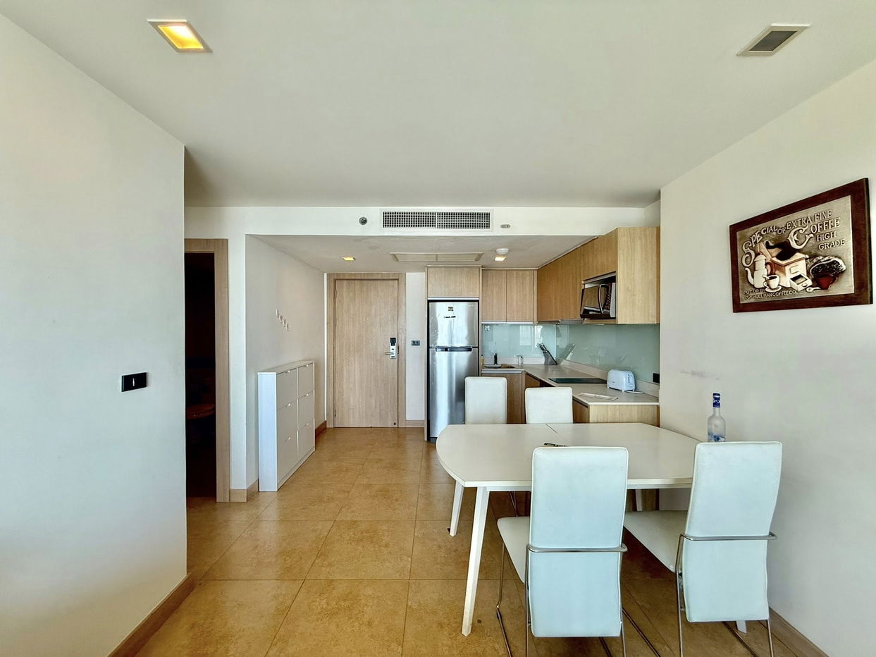 picture The Cliff Cozy Beach Condo for Sale at Pratumnak, Pattaya - 2/11