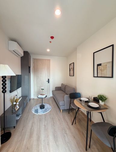 🍁Nue District R9 🍁 ห้องใหม่ป้ายแดง 🍁 เข้าพักคนแรก 🍁 ห้องสวย เฟอร์นิเจอร์ครบ 