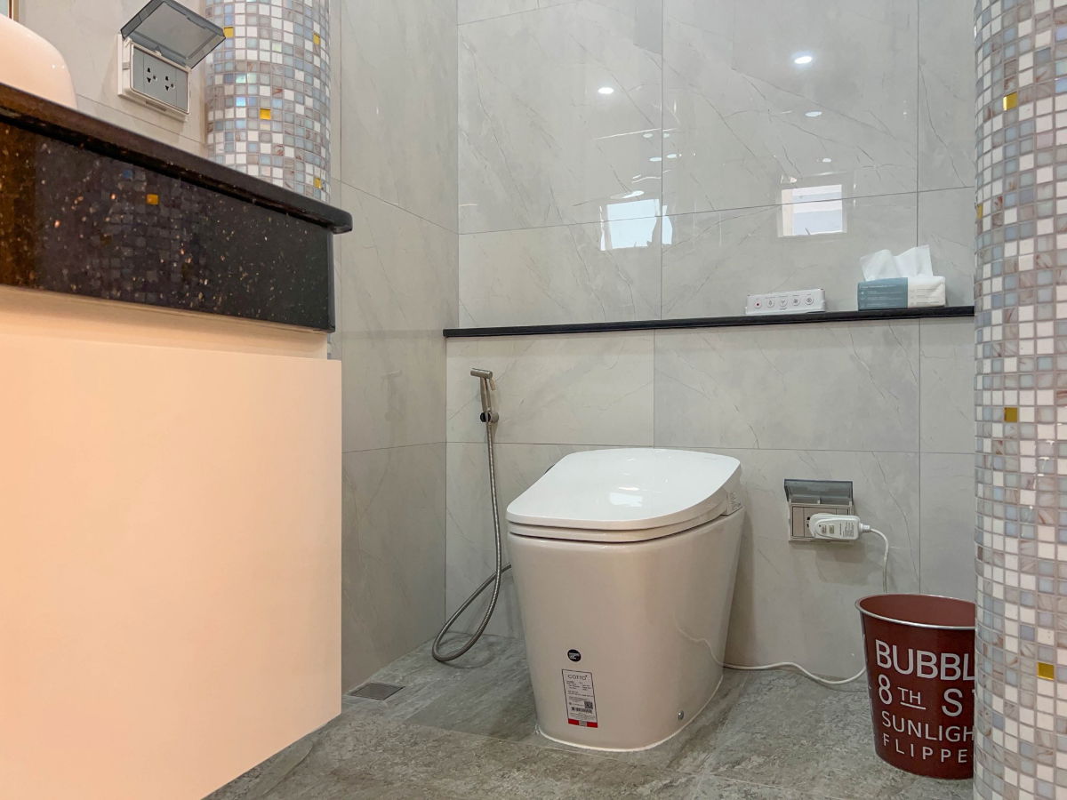 รูป ขายบ้านหรูพัทยา ทำเลทอง ใกล้อ่างเก็บน้ำมาบประชัน ที่สุดของความเป็นส่วนตัว ดีไซน์ทันสมัย ตอบโจทย์ไลฟ์สไตล์ไฮเอนด์ - รูปที่ 22/35