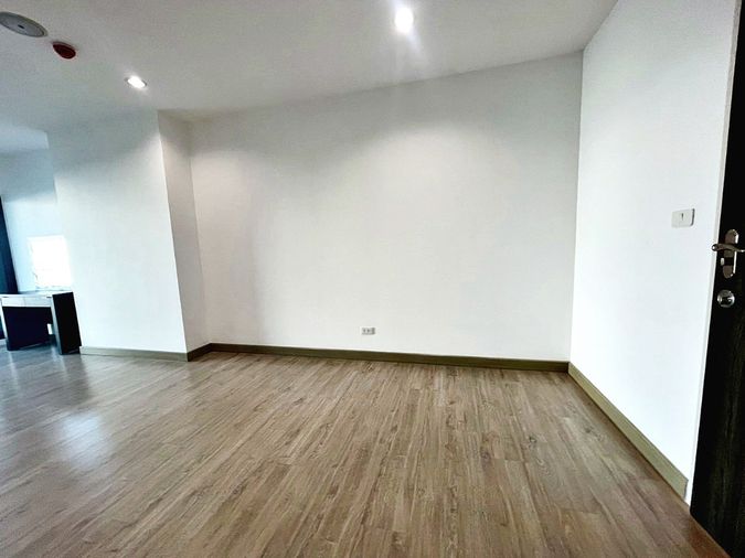 💥 ขาย พร้อมอยู่ Thana Astoria ราคานี้ไม่ควรพลาด