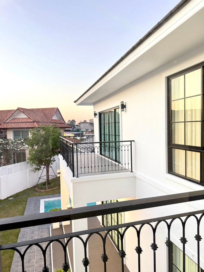 รูป ขายบ้านเดี่ยวสร้างใหม่ในพัทยา แถมเฟอร์นิเจอร์ยกชุด ทำเลดี พิกัด ซอยพรประภานิมิตร 16  - รูปที่ 26/34