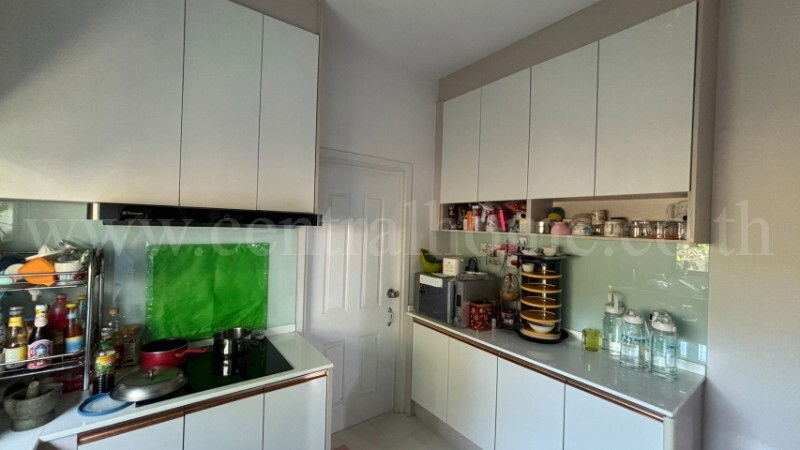 รูป บ้านเดี่ยว บ้านฟ้ากรีนเนอรี่ทิวา ปิ่นเกล้า-สาย 5 แปลงมุม หน้าสวน - รูปที่ 6/13