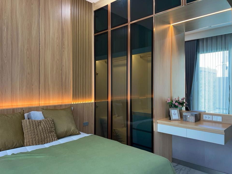 รูป ขายบ้านหรูพัทยา ทำเลทอง ใกล้อ่างเก็บน้ำมาบประชัน ที่สุดของความเป็นส่วนตัว ดีไซน์ทันสมัย ตอบโจทย์ไลฟ์สไตล์ไฮเอนด์ - รูปที่ 12/35