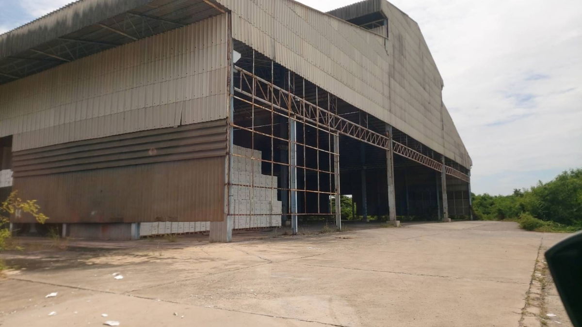 รูป  ขายที่ดินพร้อมอาคารโครงเหล็ก ขนาด 14-2-40 ไร่ - รูปที่ 4/12