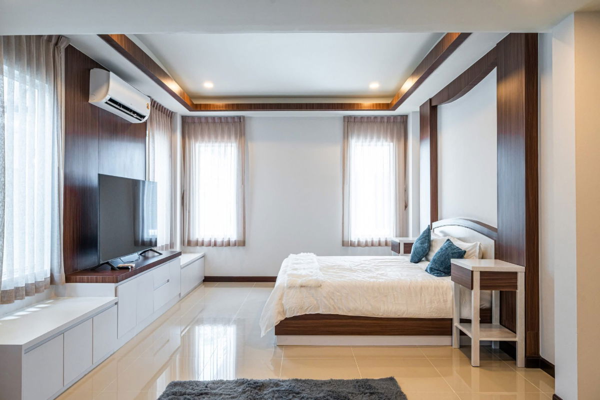 รูป พูลวิลล่า 2 ชั้น สำหรับขาย ในพัทยา – ย่านพระตำหนัก/เทพประสิทธิ์ ทำเลดีเยี่ยม ใกล้ทะเล ห้างสรรพสินค้า ตลาด และแหล่งไลฟ์สไตล์มากมาย - รูปที่ 8/32