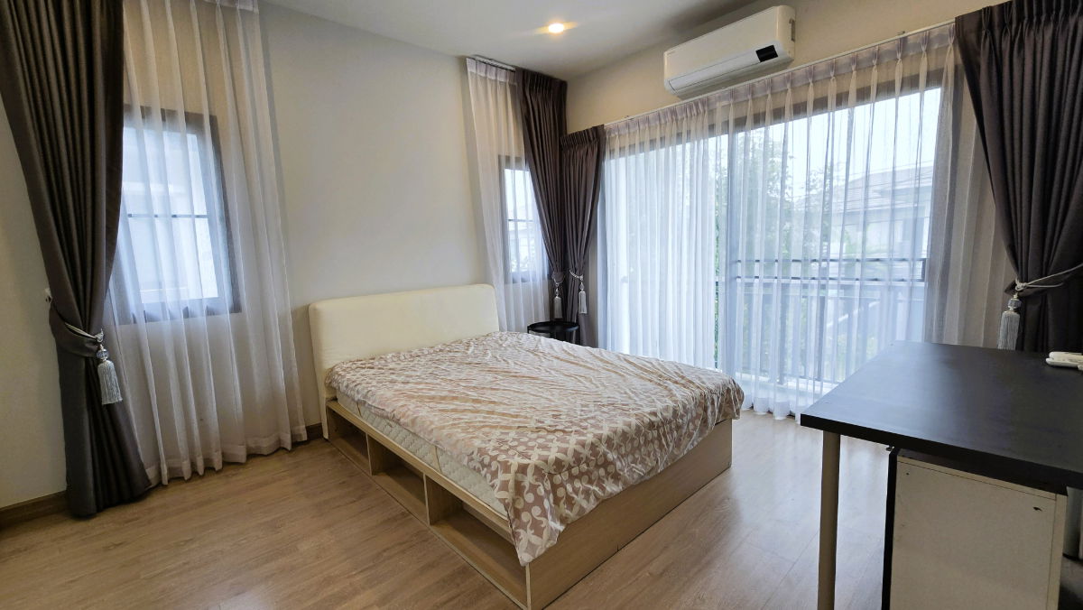 รูป ปล่อยเช่า!! บ้านสไตล์อังกฤษเรียบหรู พร้อมสังคมคุณภาพ โครงการ บริทาเนีย บางนา-สุวรรณภูมิ กม.26 หมู่บ้านหรู แต่งครบ ตอบโจทย์ทุกไลฟ์สไตล์ - รูปที่ 10/20