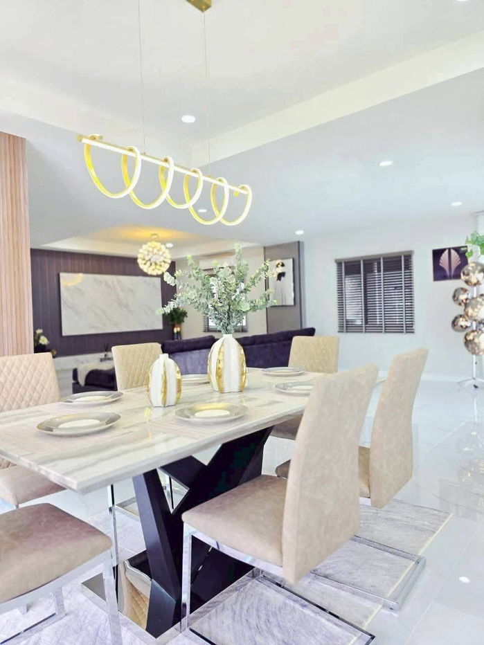 รูป ขายพูลวิลล่า เฟอร์นิเจอร์ Built-in ทั้งหลัง พิกัดเขาน้อยพัทยา | สระว่ายน้ำส่วนตัว | หิ้วกระเป๋าเข้าอยู่ได้เลย - รูปที่ 14/21