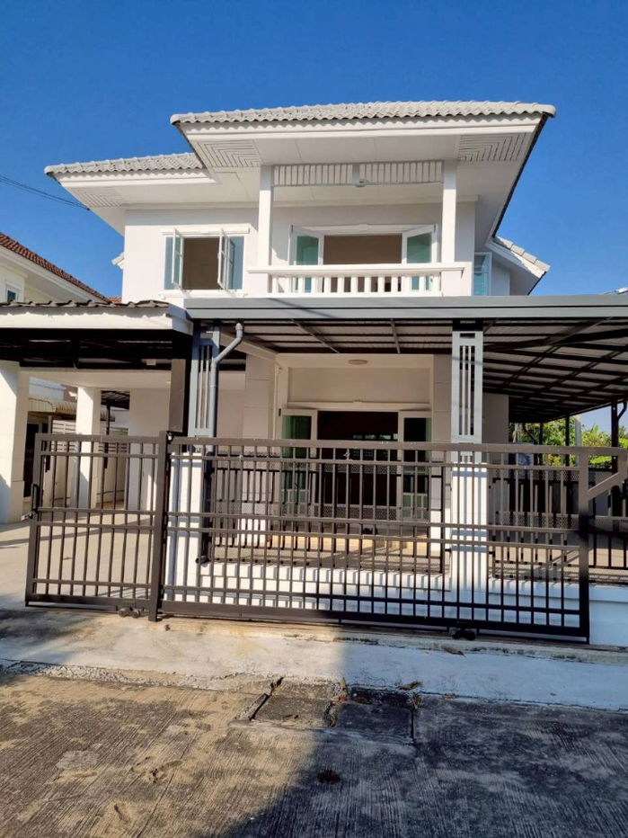 รูป ขายบ้านเดี่ยว 2 ชั้น หลังมุม หมู่บ้านปิยวรารมย์ 4 สภาพสวยใหม่ ไม่เคยมีคนอยู่ บรรยากาศเงียบสงบ ร่มรื่น - รูปที่ 1/15