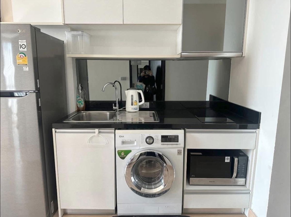 picture #R8407 🎉 231268 Condo for Rent: Sky Walk Residences - 6/14