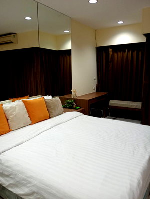 Condos for rent : Condo for Rent at "The Address Siam" 1 Bedroom 1 Bathroom 42 Sq.m. 20,000 THB/Month