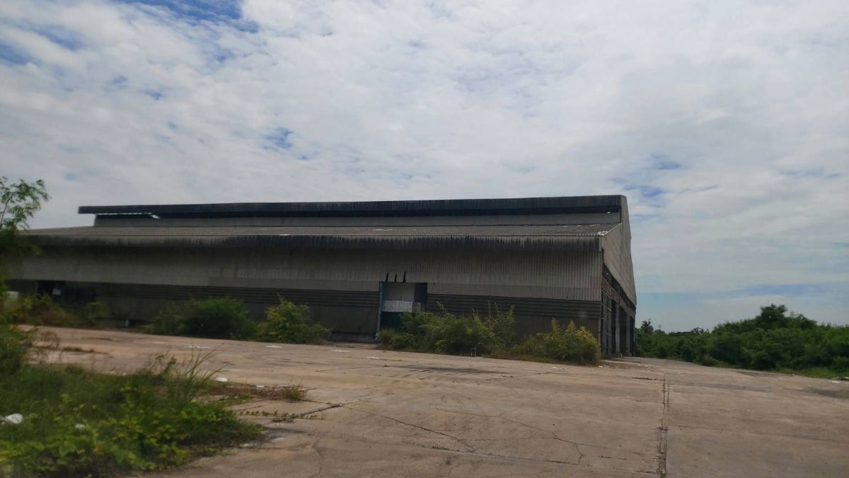 รูป  ขายที่ดินพร้อมอาคารโครงเหล็ก ขนาด 14-2-40 ไร่ - รูปที่ 2/12