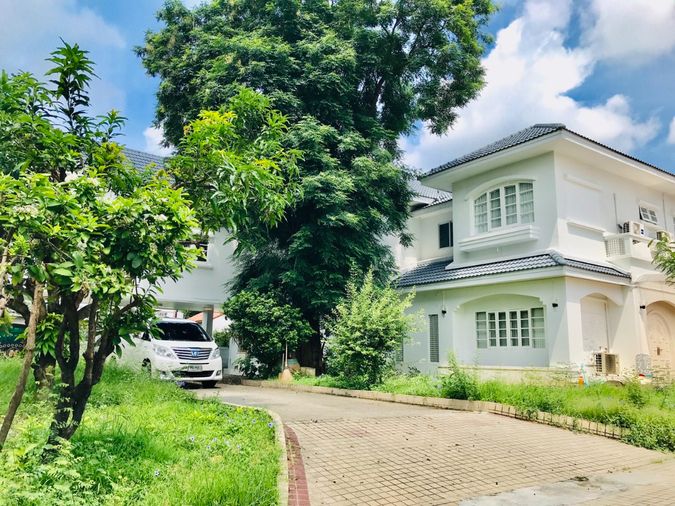 ขายบ้านเดี่ยว 3 ห้องนอน 250 ตร.ม. 185 ตร.ว. ลดาวัลย์ ปิ่นเกล้า - บรมราชชนนี