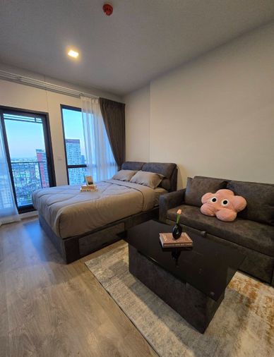 ว่างพร้อมอยู่! The Tree. สตูดิโอ 26ตร.ม. Line id: @pfagent