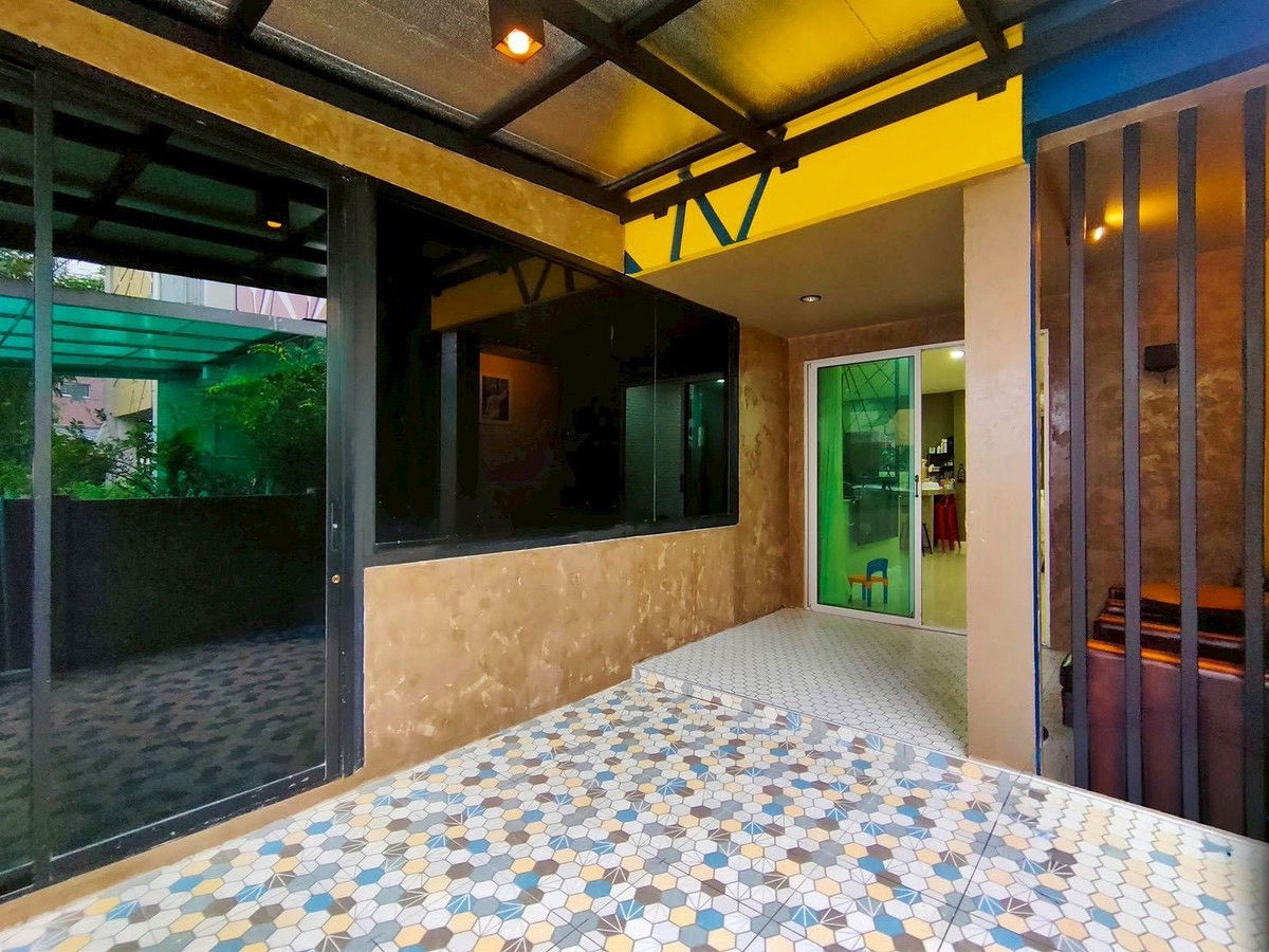 รูป #ให้เช่าและปล่อยขาย ทาวน์โฮมออฟฟิศ 2 ชั้น ทำเลรามอินทรา – หมู่บ้าน I-Design วงแหวน-รามอินทรา - รูปที่ 9/18