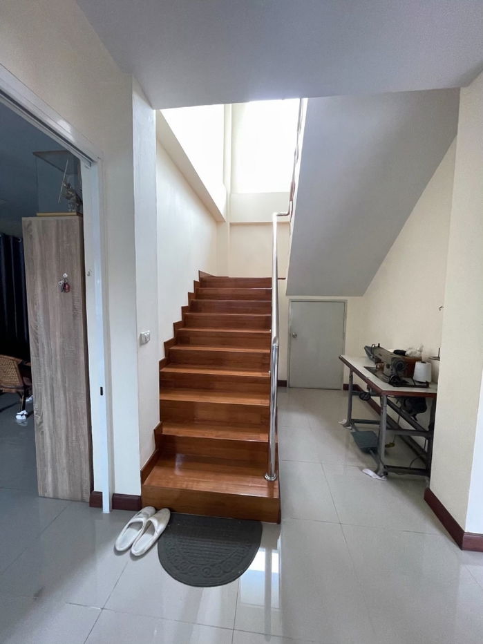 รูป ขายบ้านบ้านเดี่ยว 2 ชั้น เนื้อที่ 50 ตร.วา  ซ.ประชาอุทิศ76 แยก4/2 เขตทุ่งครุ
 - รูปที่ 18/19