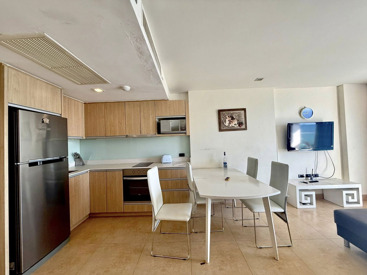 picture The Cliff Cozy Beach Condo for Sale at Pratumnak, Pattaya - 5/11