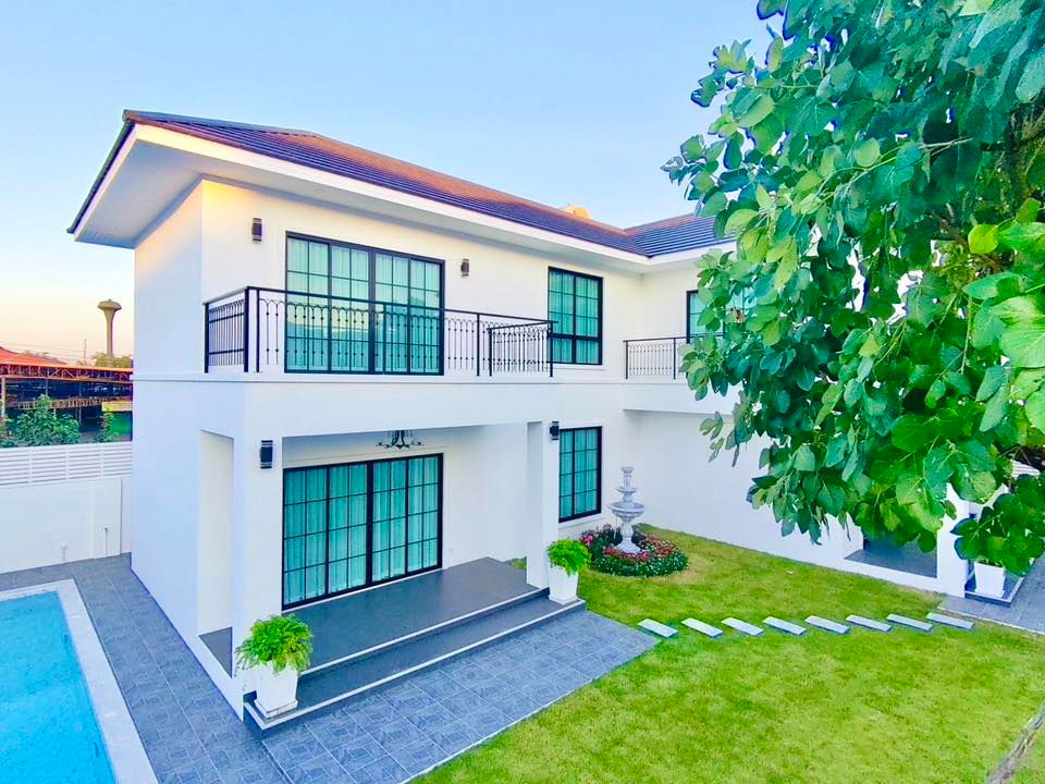 รูป ขายบ้านเดี่ยวสร้างใหม่ในพัทยา แถมเฟอร์นิเจอร์ยกชุด ทำเลดี พิกัด ซอยพรประภานิมิตร 16  - รูปที่ 32/34