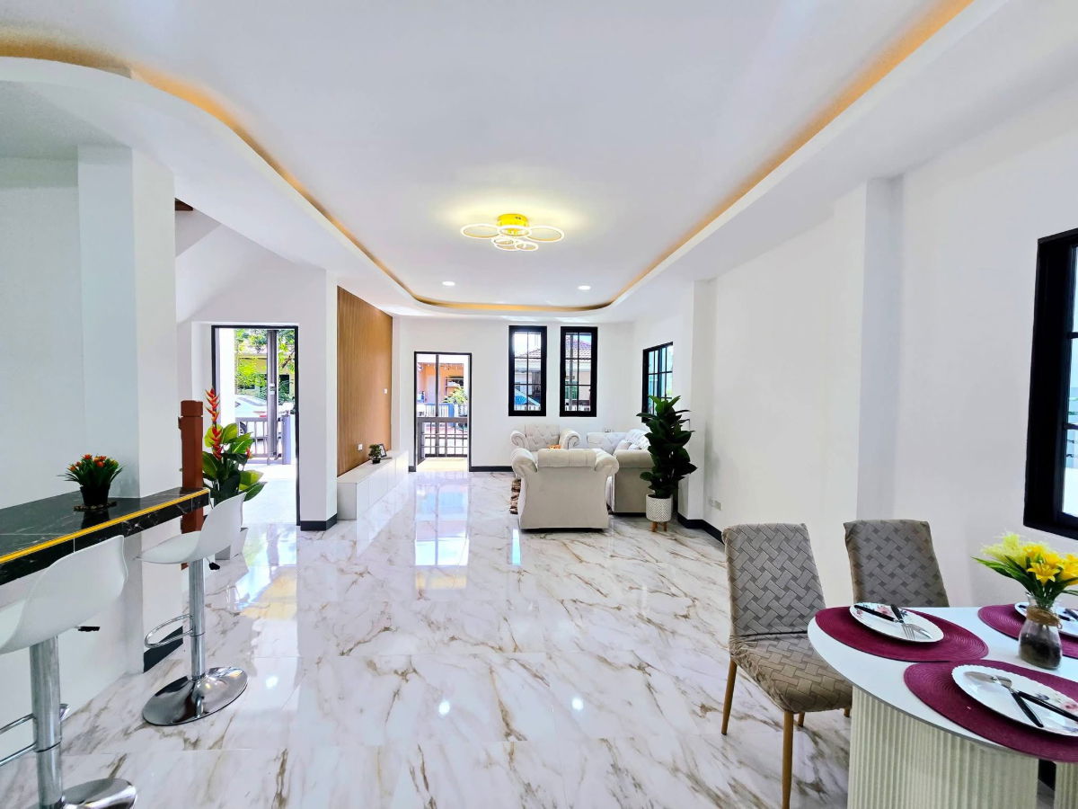 รูป 🏡 ขายบ้านเดี่ยว 2 ชั้น รีโนเวทใหม่   📍 🦁 ใกล้ ซาฟารีเวิลด์   ✨ พร้อมเข้าอยู่ ทำเลดี เดินทางสะดวก - รูปที่ 3/16