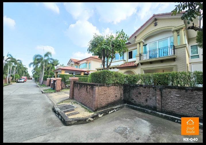 3-bed house for sale, 265 sqm, 81.3 sq wah, Laddarom Watcharapol Rattanakosin