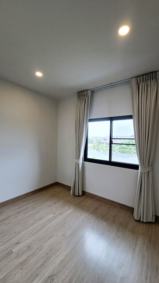 รูป ปล่อยเช่า!! บ้านสไตล์อังกฤษเรียบหรู พร้อมสังคมคุณภาพ โครงการ บริทาเนีย บางนา-สุวรรณภูมิ กม.26 หมู่บ้านหรู แต่งครบ ตอบโจทย์ทุกไลฟ์สไตล์ - รูปที่ 14/20