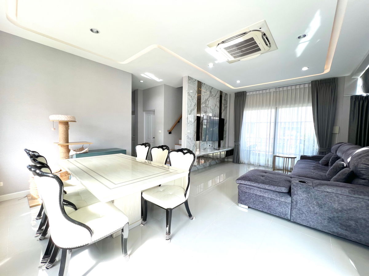 รูป ขายบ้านเดี่ยวหรู Grandio แกรนดิโอ รามอินทรา วงแหวน ตกแต่ง Built in สวยจัดเต็ม พร้อมอยู่ ใกล้ทางด่วน ฉลองรัช เลียบด่วน เอกมัย รามอินทรา - รูปที่ 13/51